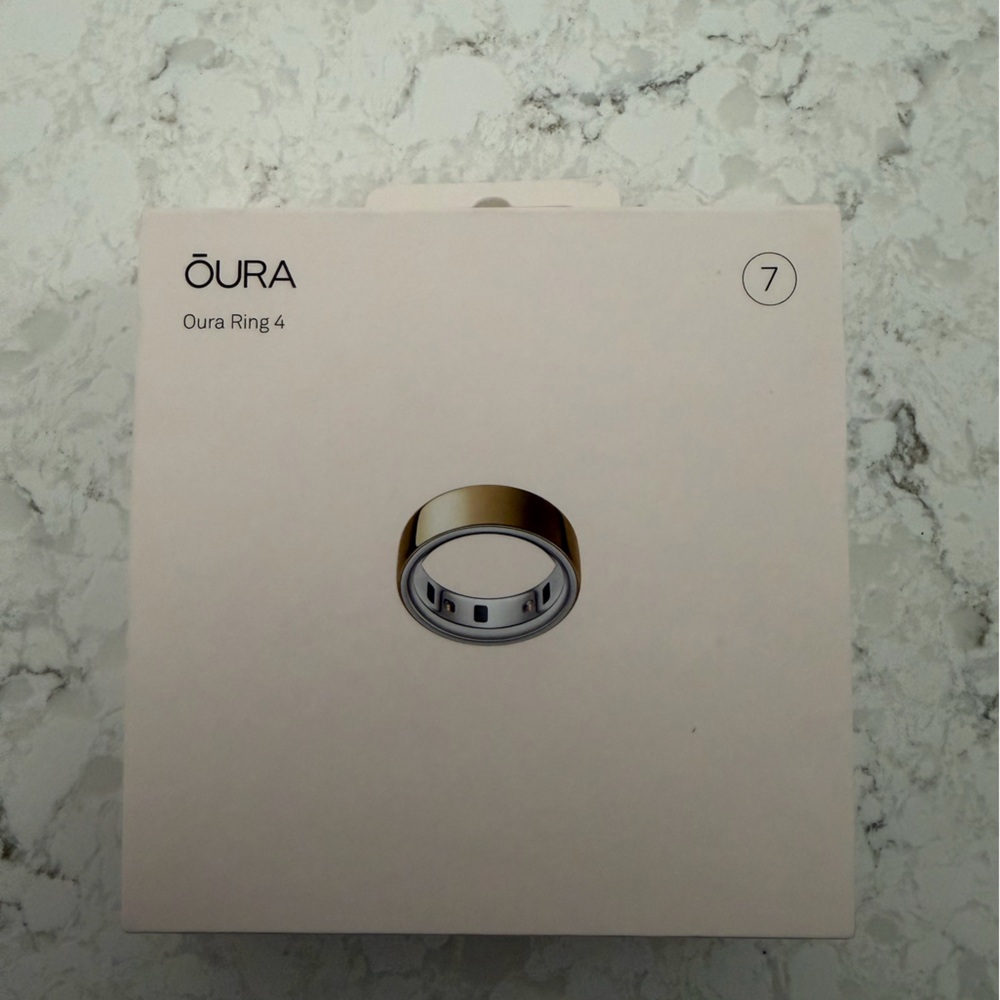 BRAND NEW OURA Ring 4 Smart Ring — Gold Finish